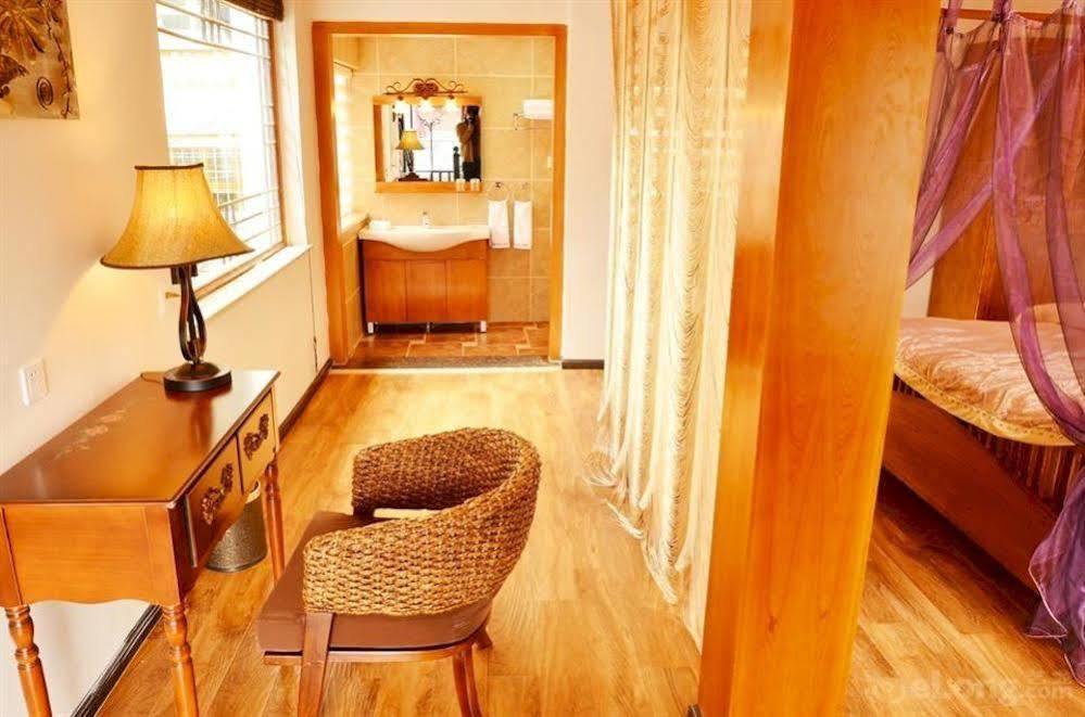 Lijiang Overseas Club Hotell Eksteriør bilde